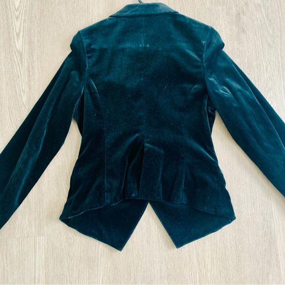 Black Halo Velvet Women's Blazer - Picture 9 of 13
